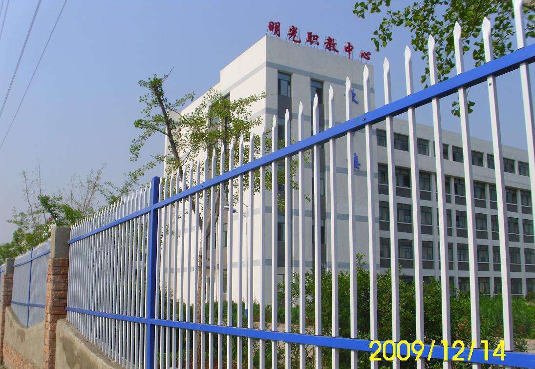 无锡梁溪区喷塑铁艺围栏六号